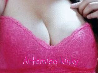 Artemisa_kinky