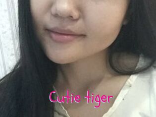 Cutie_tiger Spanking Sarah