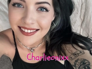Charlieonixx