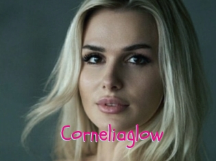 Corneliaglow