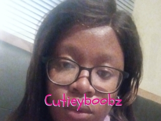 Cutieyboobz