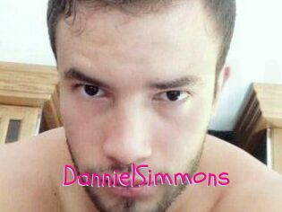 Danniel_Simmons