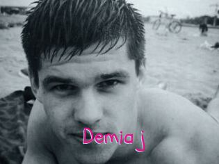 Demia_j