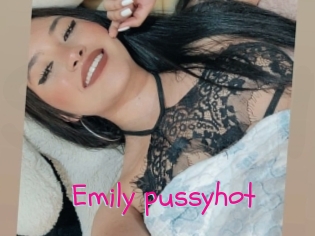 Emily_pussyhot