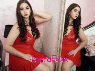 LarraFoxx