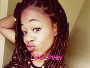 Lia_Lovey
