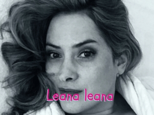 leana_leana Spanking Sarah