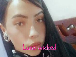 Luna_wicked