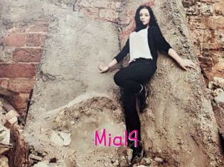 Mia19