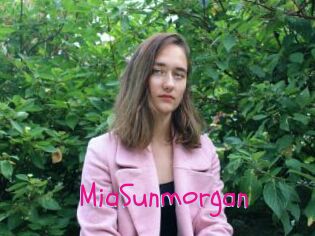 MiaSunmorgan