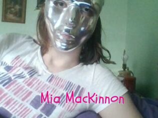 Mia_MacKinnon