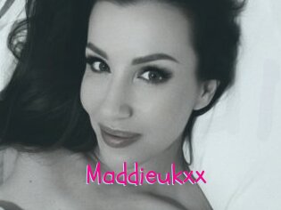 maddieukxx Spanking Sarah
