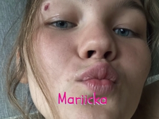 mariicka Spanking Sarah