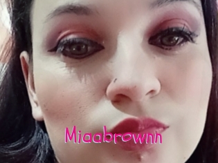 Miaabrownn