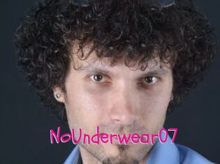 NoUnderwear07