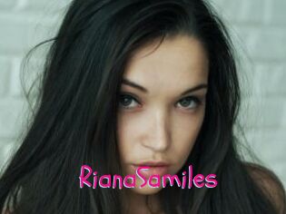 RianaSamiles