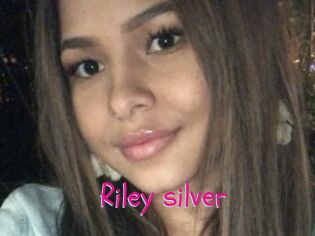 Riley_silver