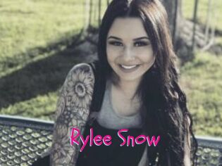 Rylee_Snow