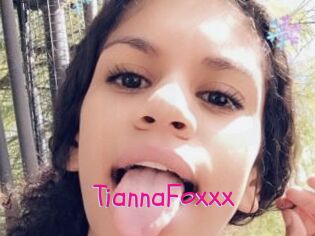 TiannaFoxxx
