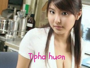 Tipha_huon