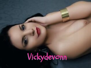 Vickydevonn